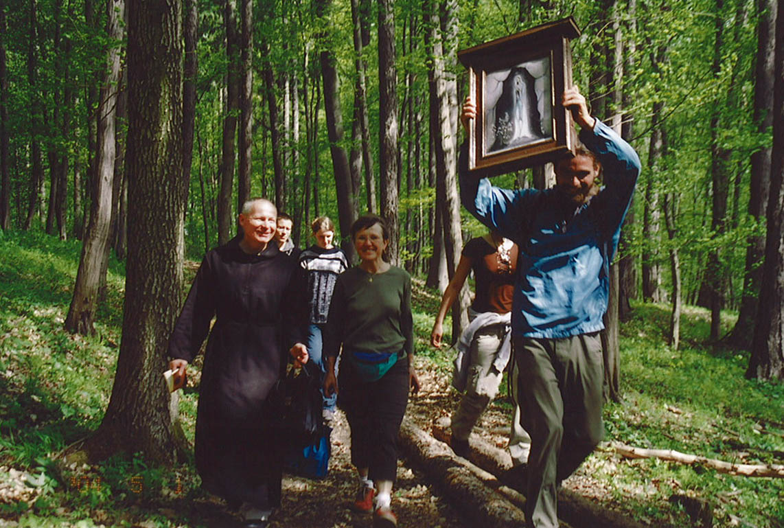 Soví komín 1. května 2004.   Foto: Marek P. Šenkyřík