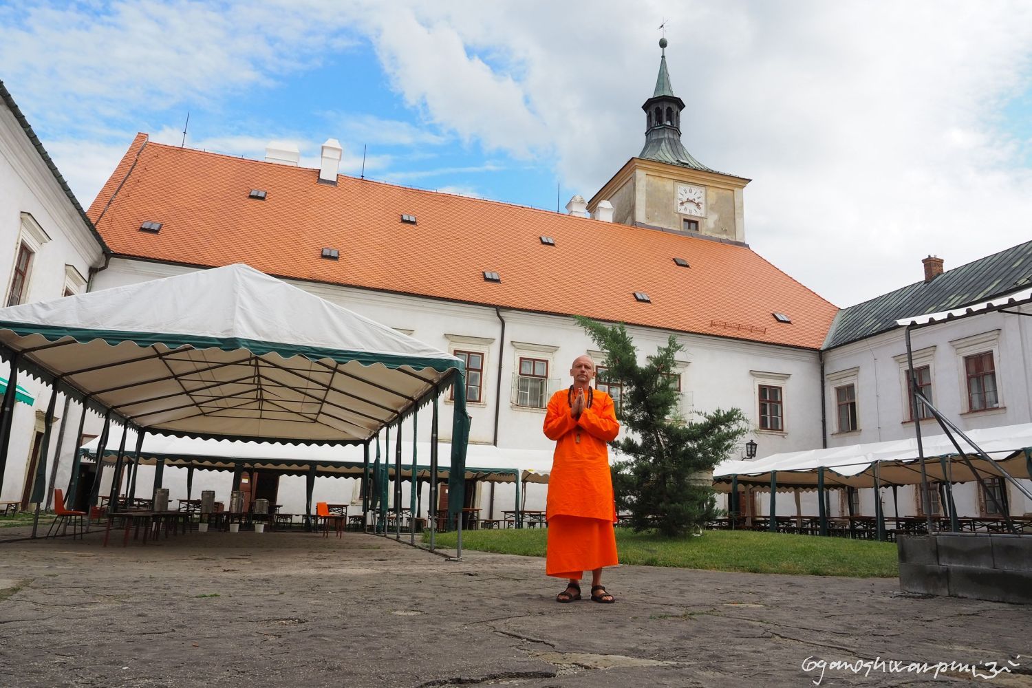 Maháprabhudíp ášram ve Střílkách, Svámí Gyaneshwarpuri, samospoušť 2021.