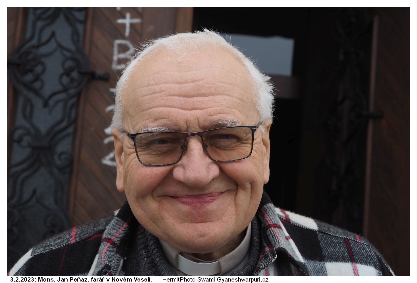Mons. Jan Peňáz na faře Nové Veselí v roce 2023. Foto: Svámí Gyaneshwarpuri 2023.