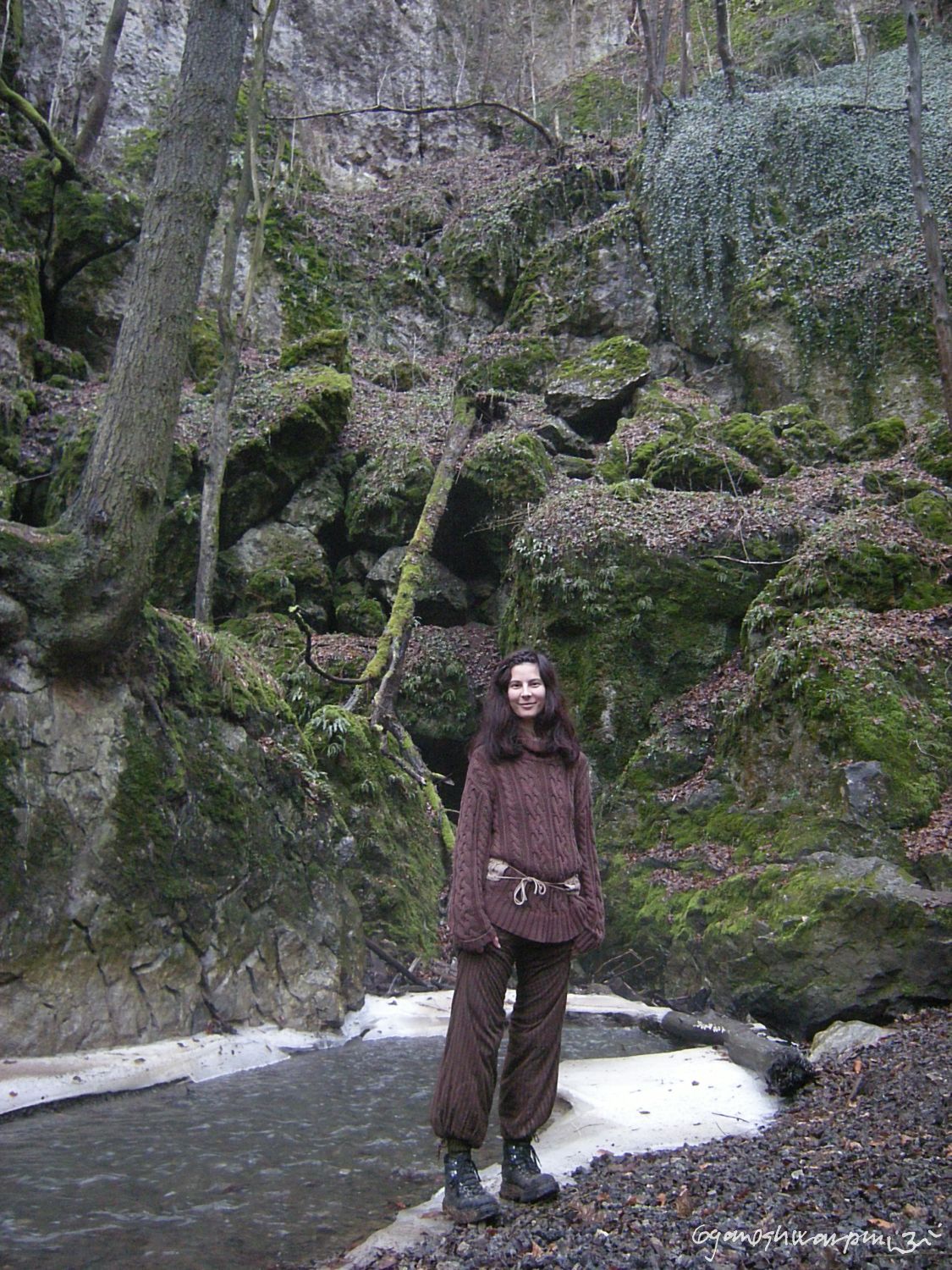 Poustevnice Klára z Olomučanské plošiny (2009-2010).  Foto: Marek P.  Gyaneshwarpuri (2009-2010).